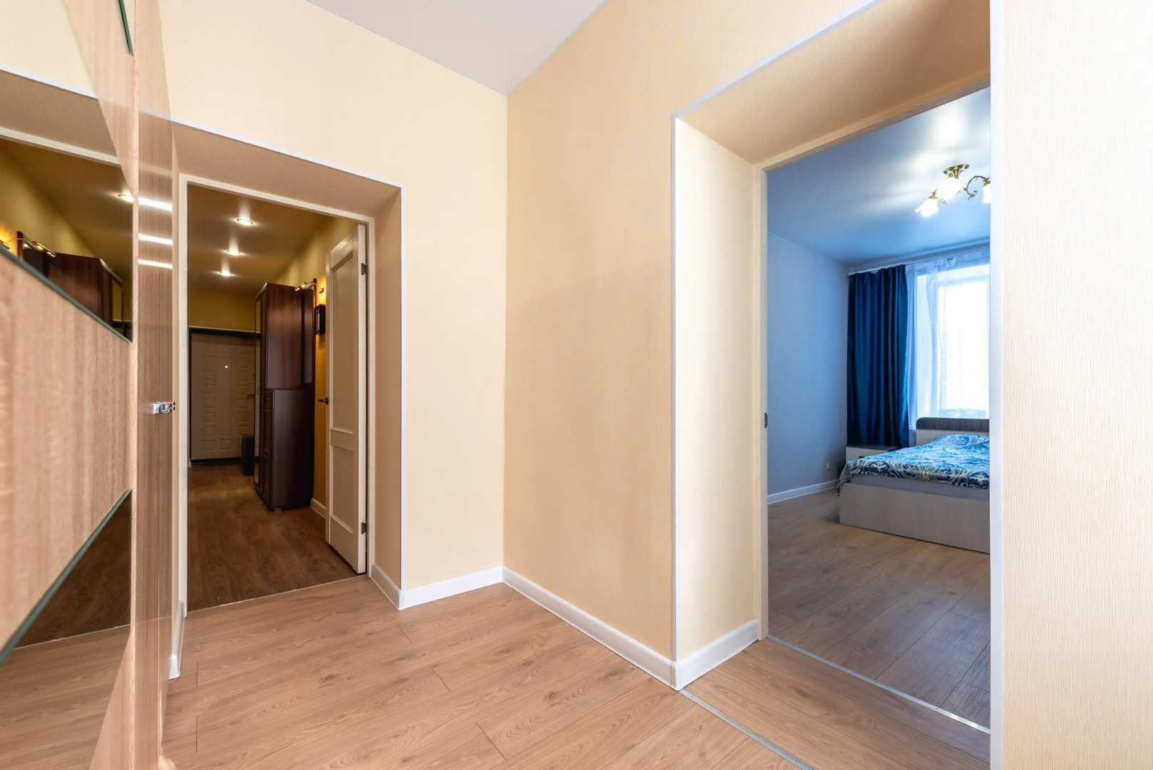 Апартаменты Яр-сутки на Октября 23