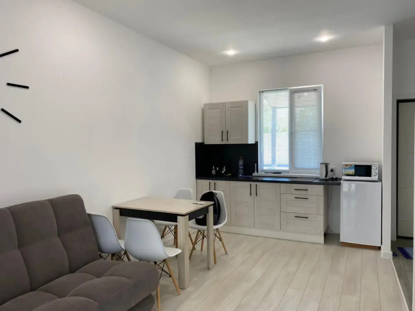 Апартаменты Белая ворона