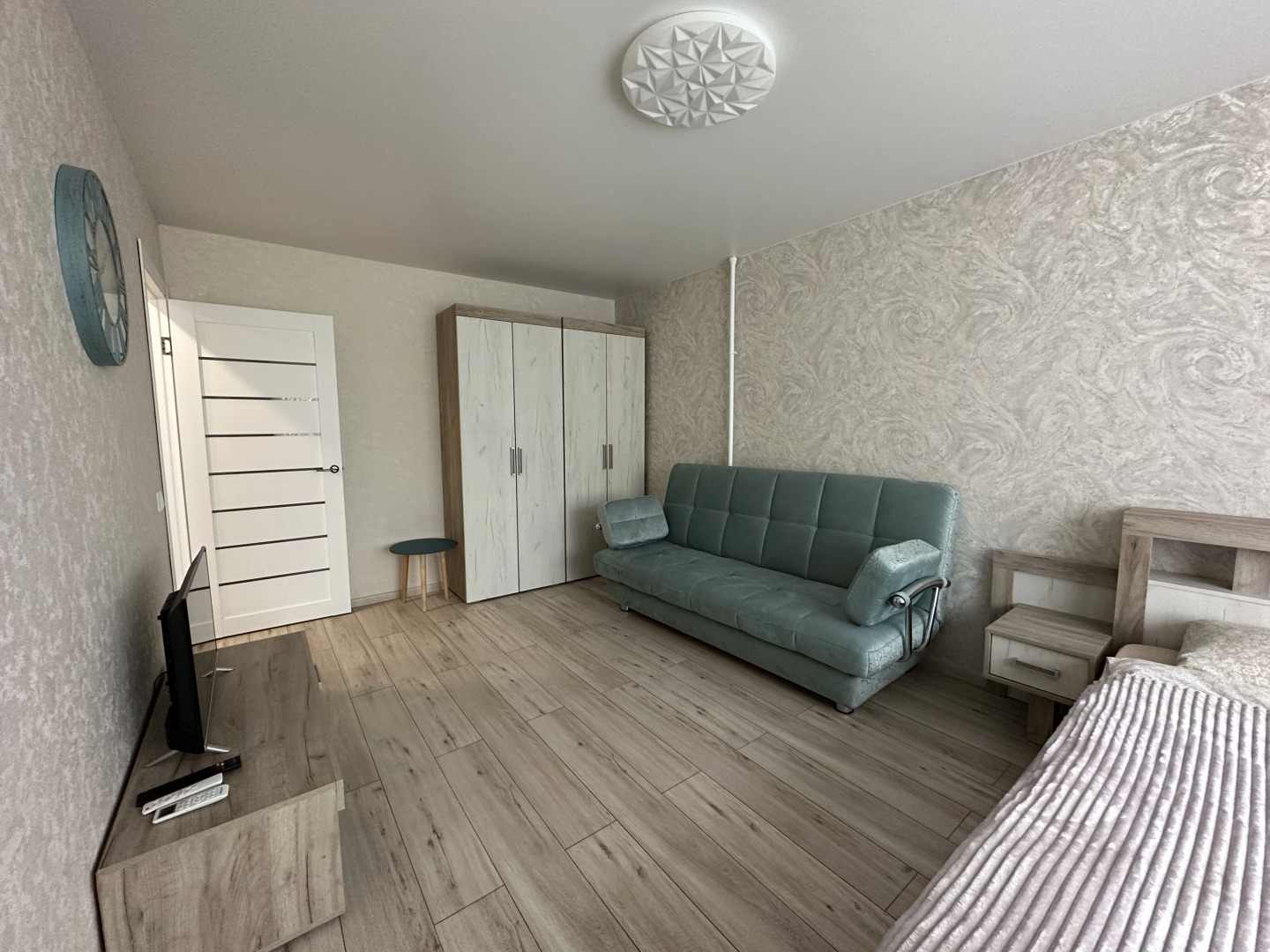 Квартира Волжский берег на Трехсвятской, 28