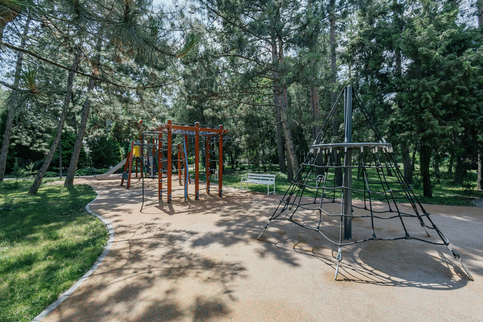 База отдыха Ёлочка