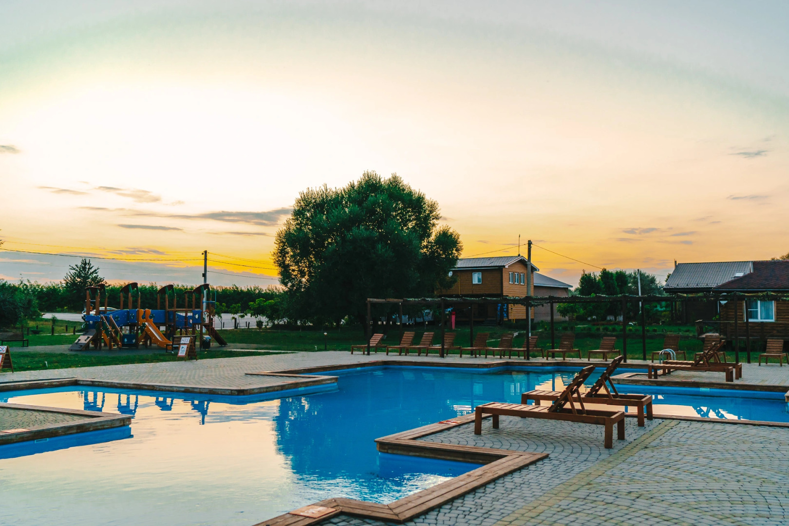Baza Otdyiha Ryibatskij Hutorok Hotel