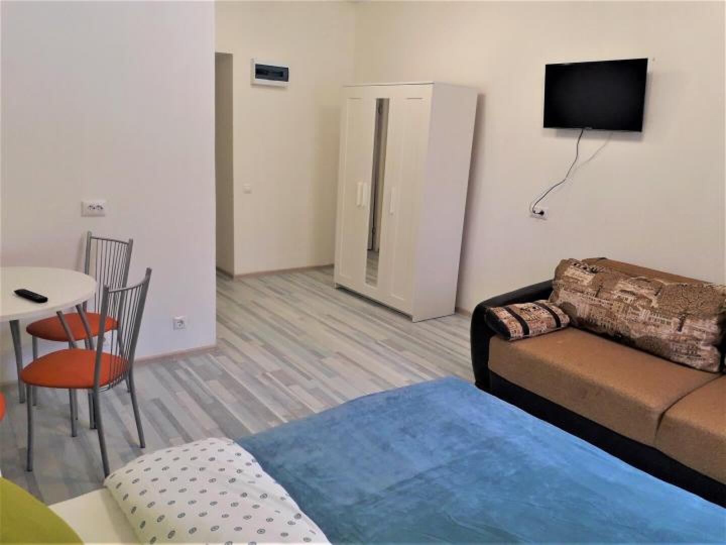 Отель Весна