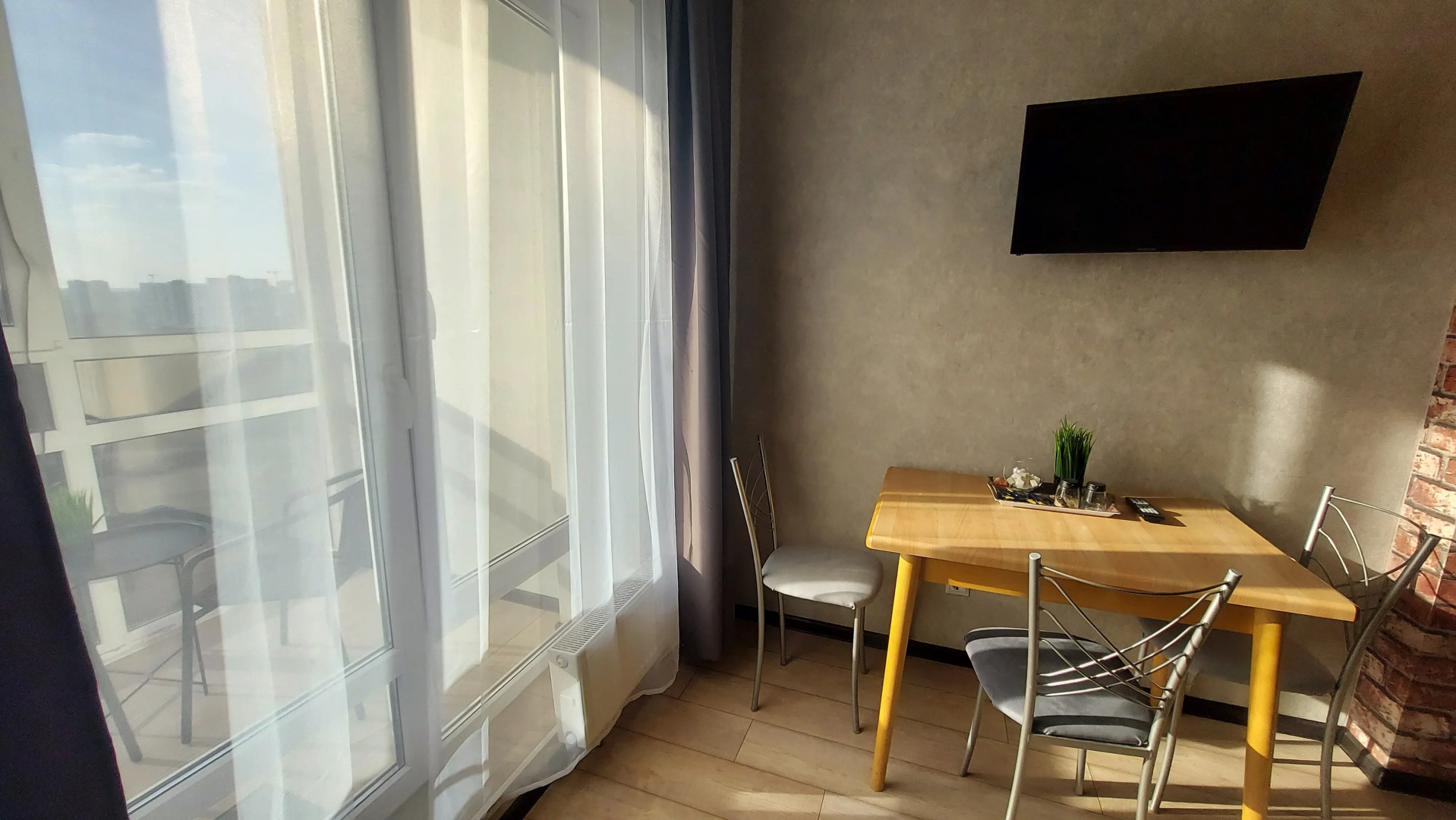 Апартаменты на Чкалова 18