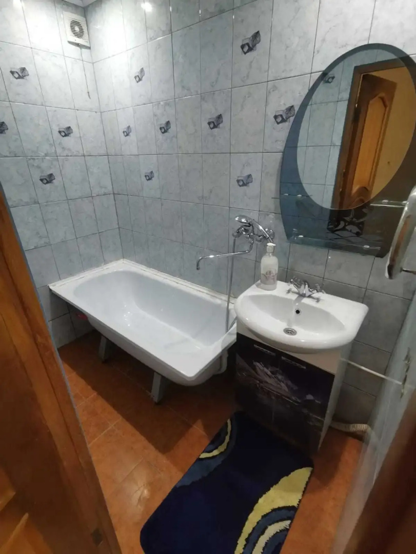 Квартира двухкомнатная на Союза Республик 22