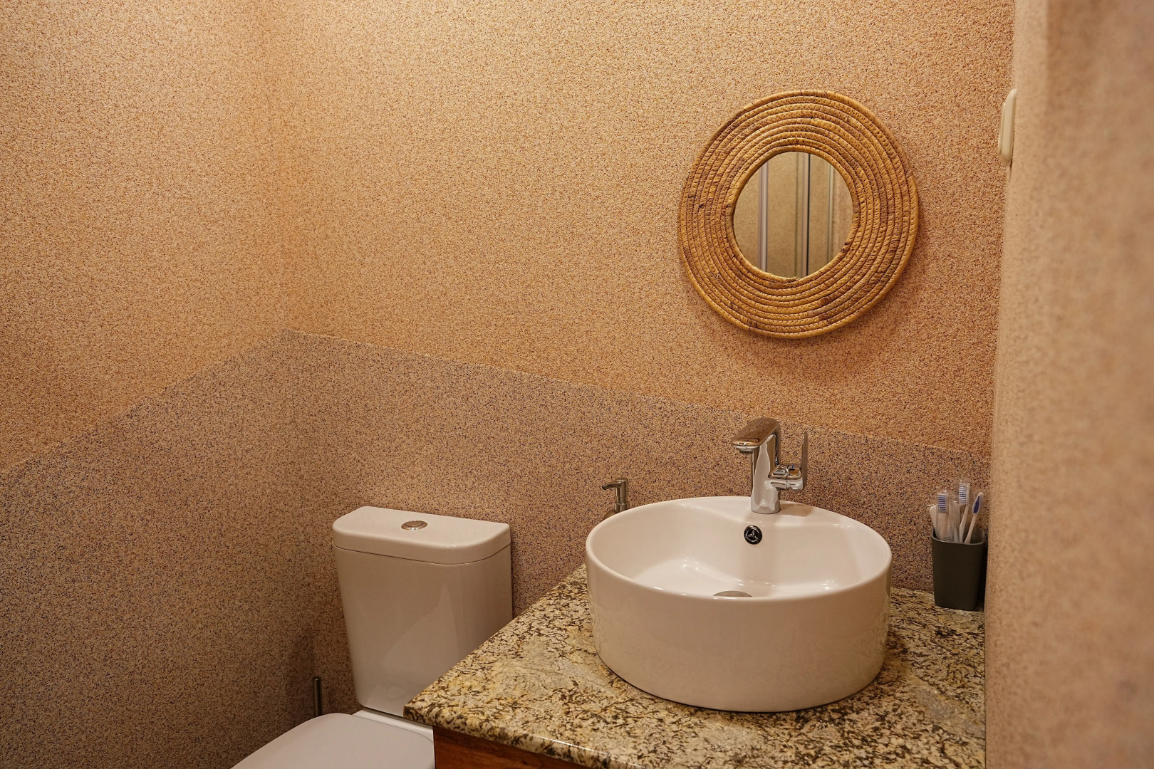 Отель EcoLife Lodge & Restaurant