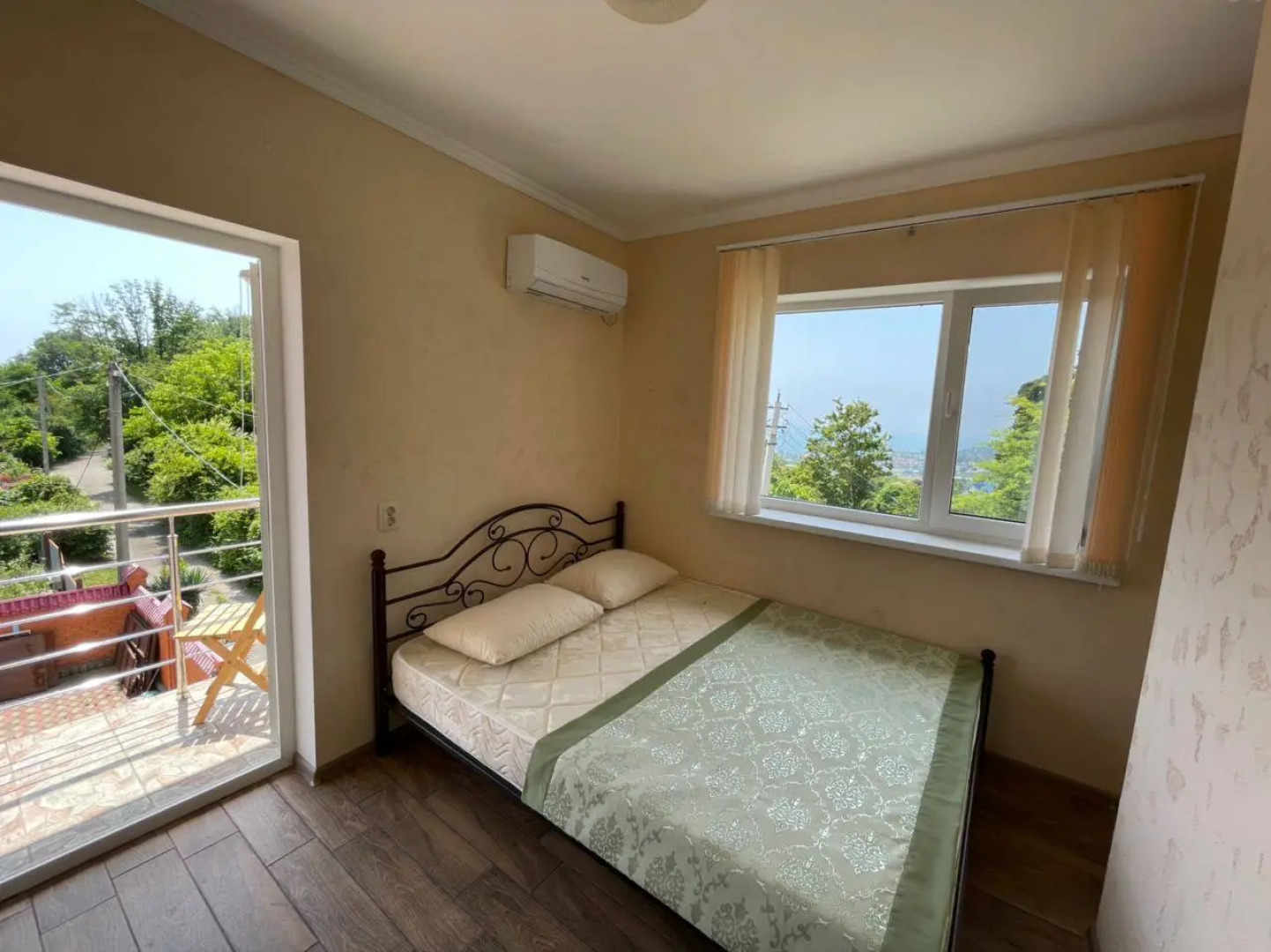 Zapovednik Guest House