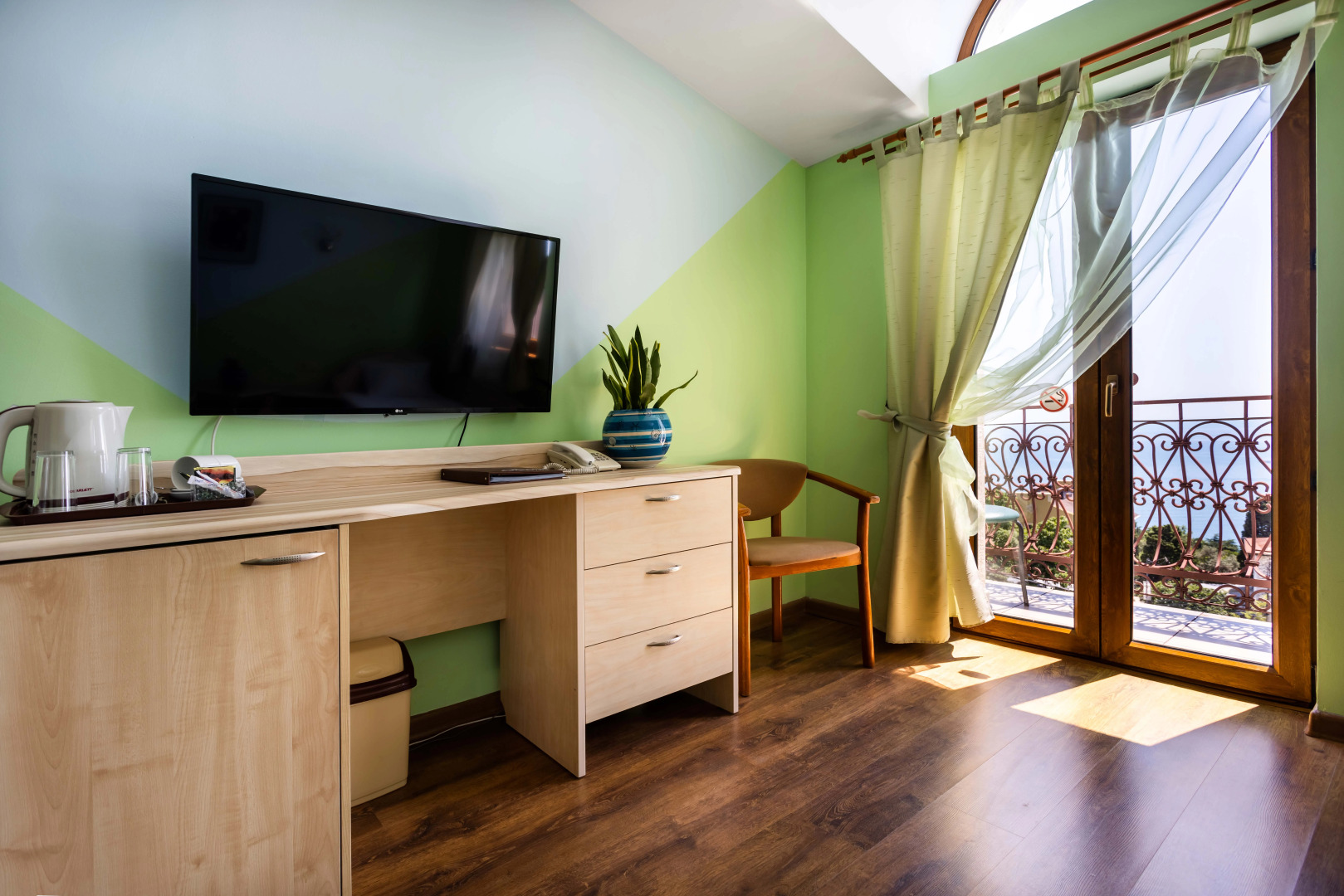 Гостиница Аквилон