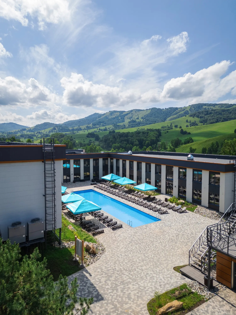 Отель СредиГор