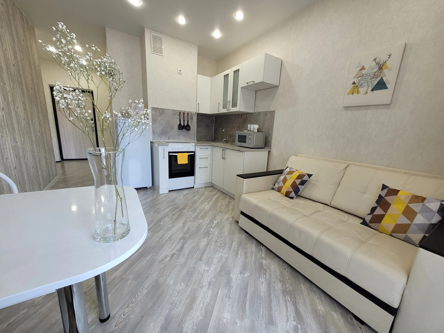 Квартира Be Home на Мадьяр