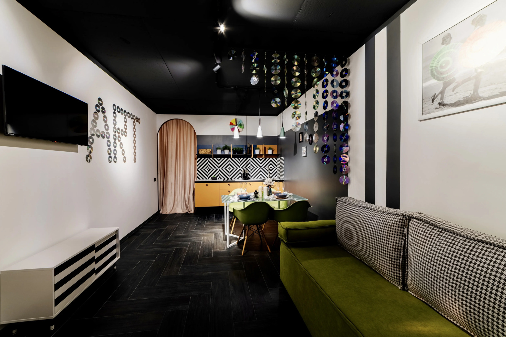 Апартаменты Pop Art