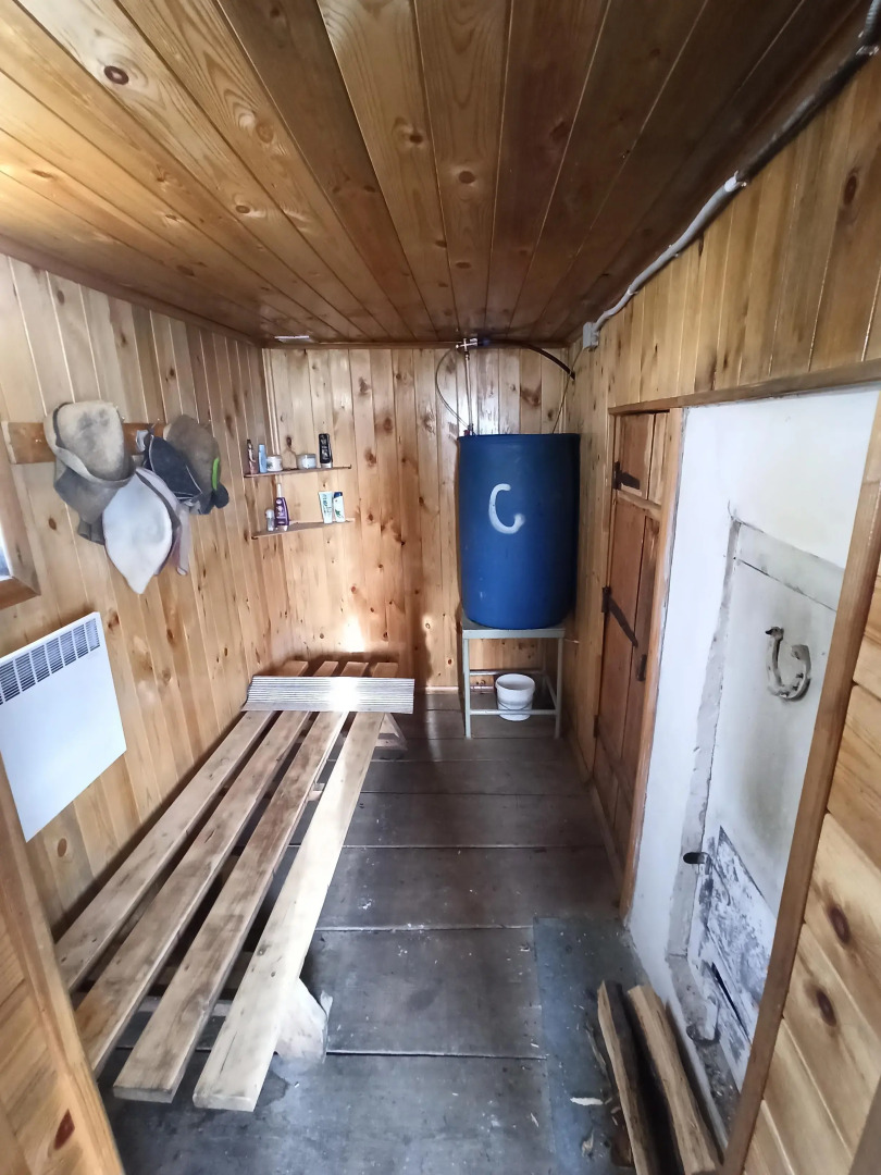 Частный дом на берегу Зюраткуля