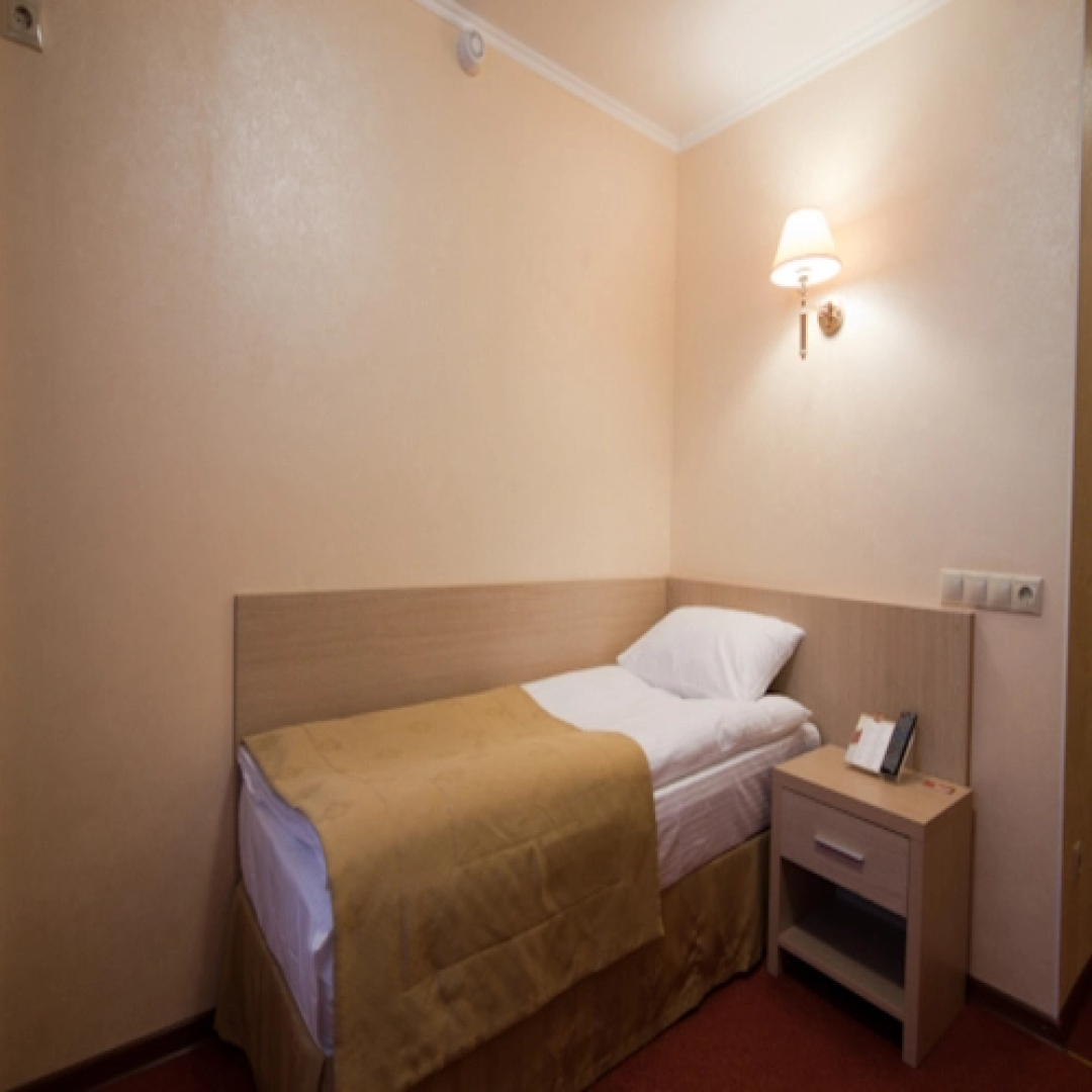 Отель Амакс