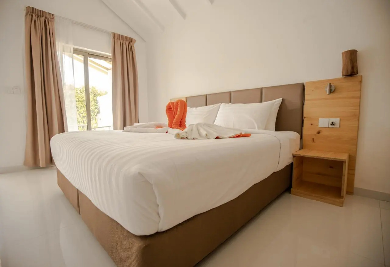 RV Thoddoo Maldives Guest house