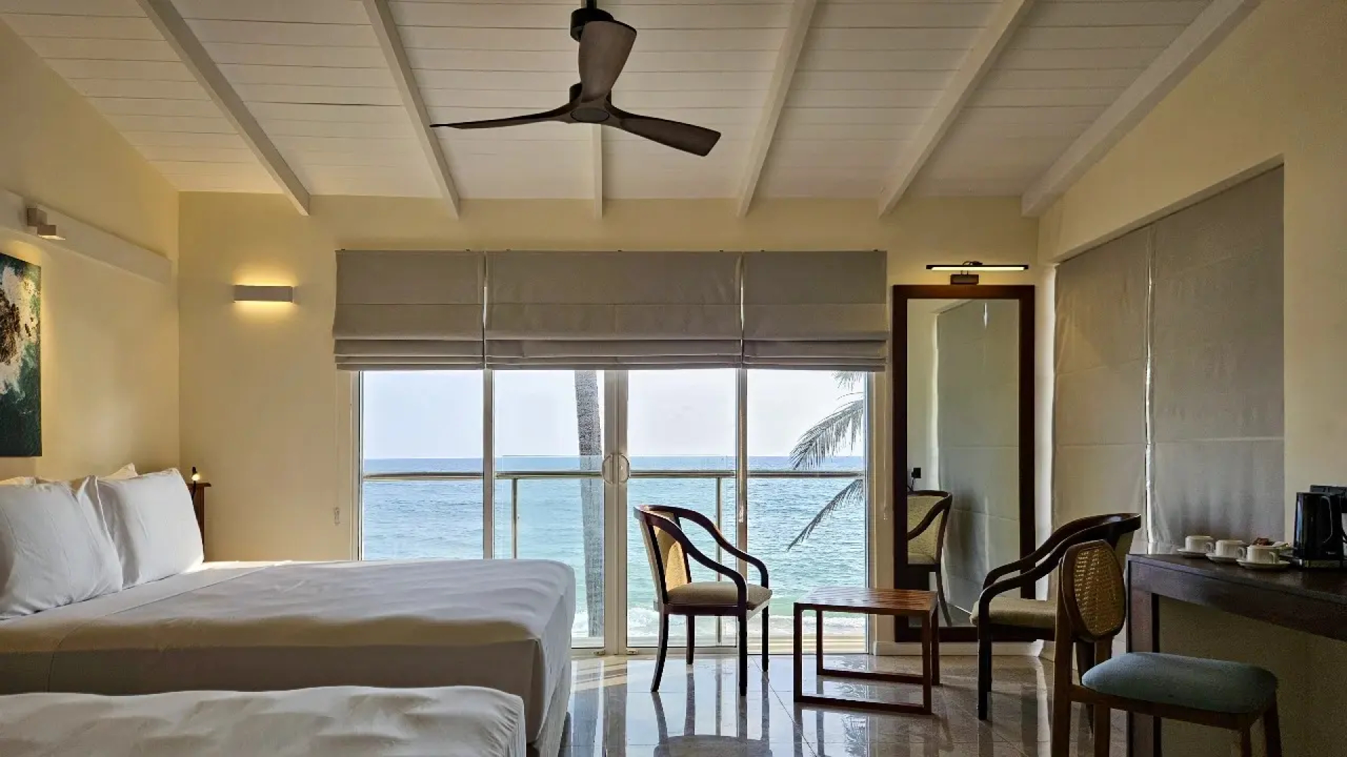 Курортный отель South Beach