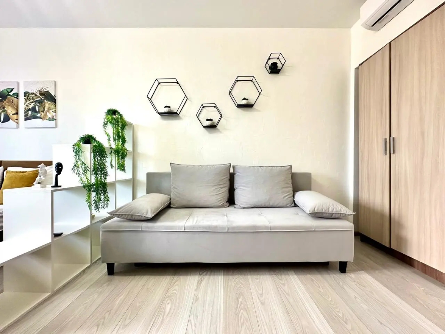 Квартира У моря Симфония