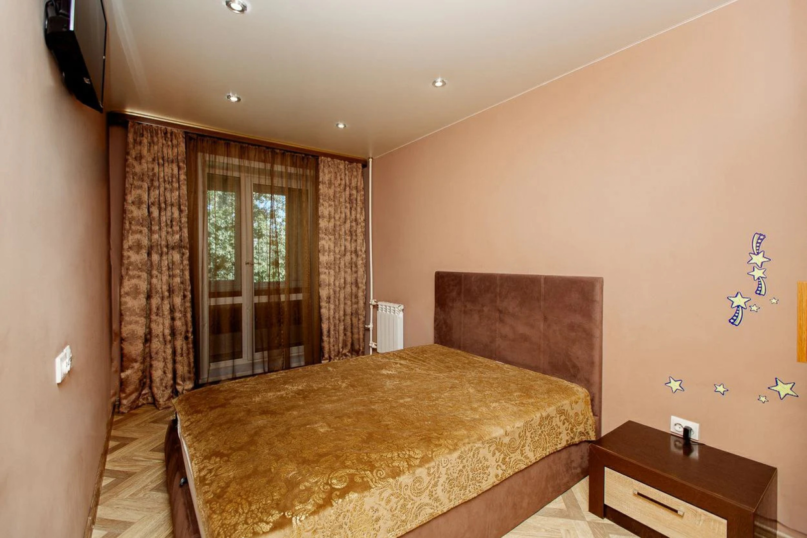 Апартаменты СКомфортом Пограничная 60