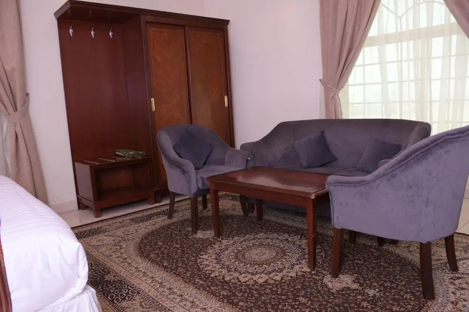 Отель Etlalet Ebhar Furnished Units
