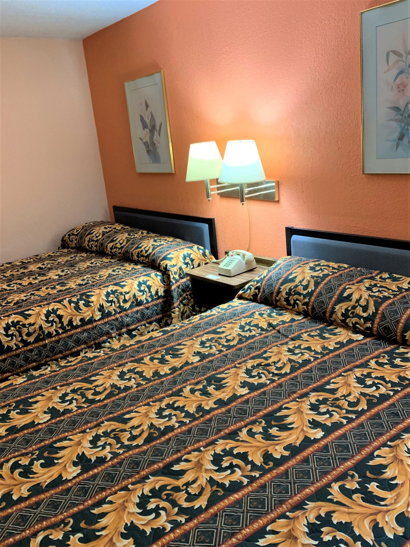 Отель Red carpet Inn & Suites