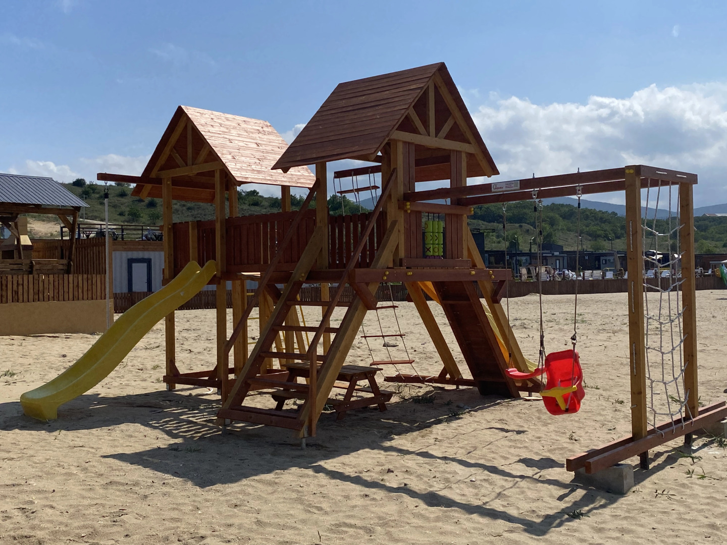 База отдыха Солнечный пляж