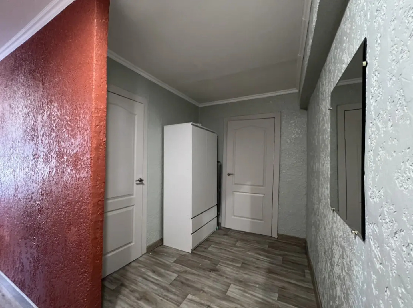 Квартира на Красном проспекте, 70