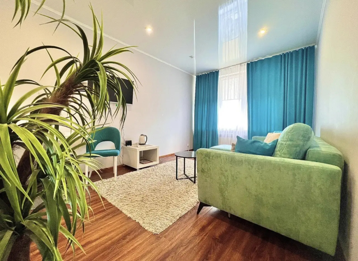 Квартира 2-комнатная, 50 м², 17/19 этаж
