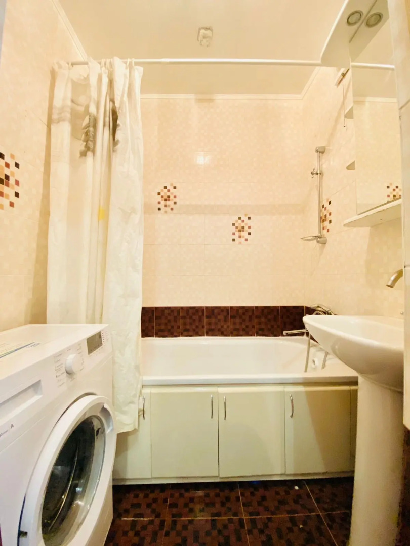 Apartments on str. International, bld. 36