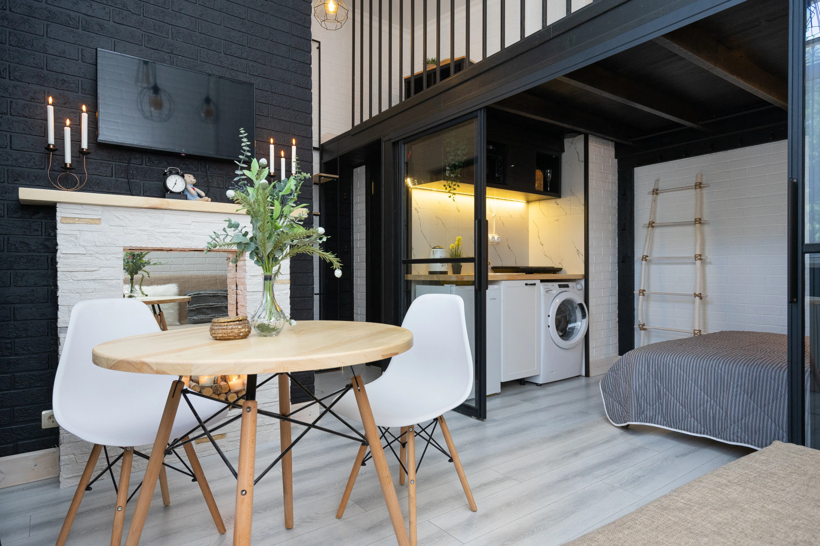 Квартира с Сауной, Камином и Кондиционером Лофт Центр Кремль Казань