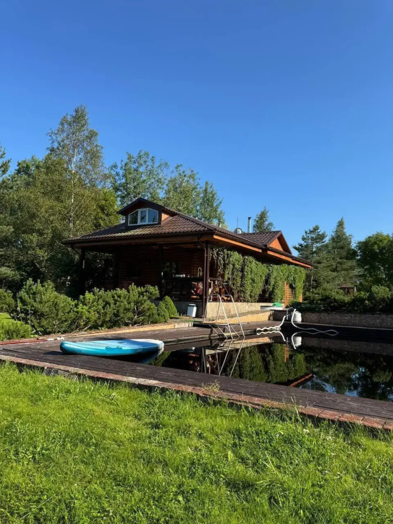 Частный дом с баней и чаном у реки