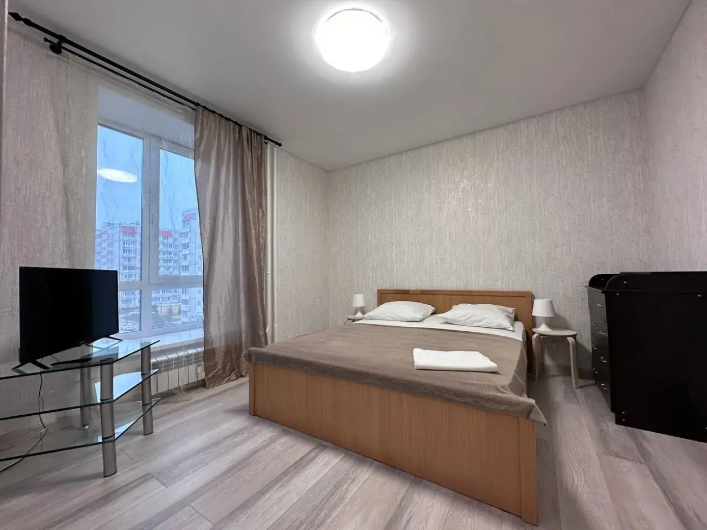 Квартира двухкомнатная 40 Лет Победы 51П у леса