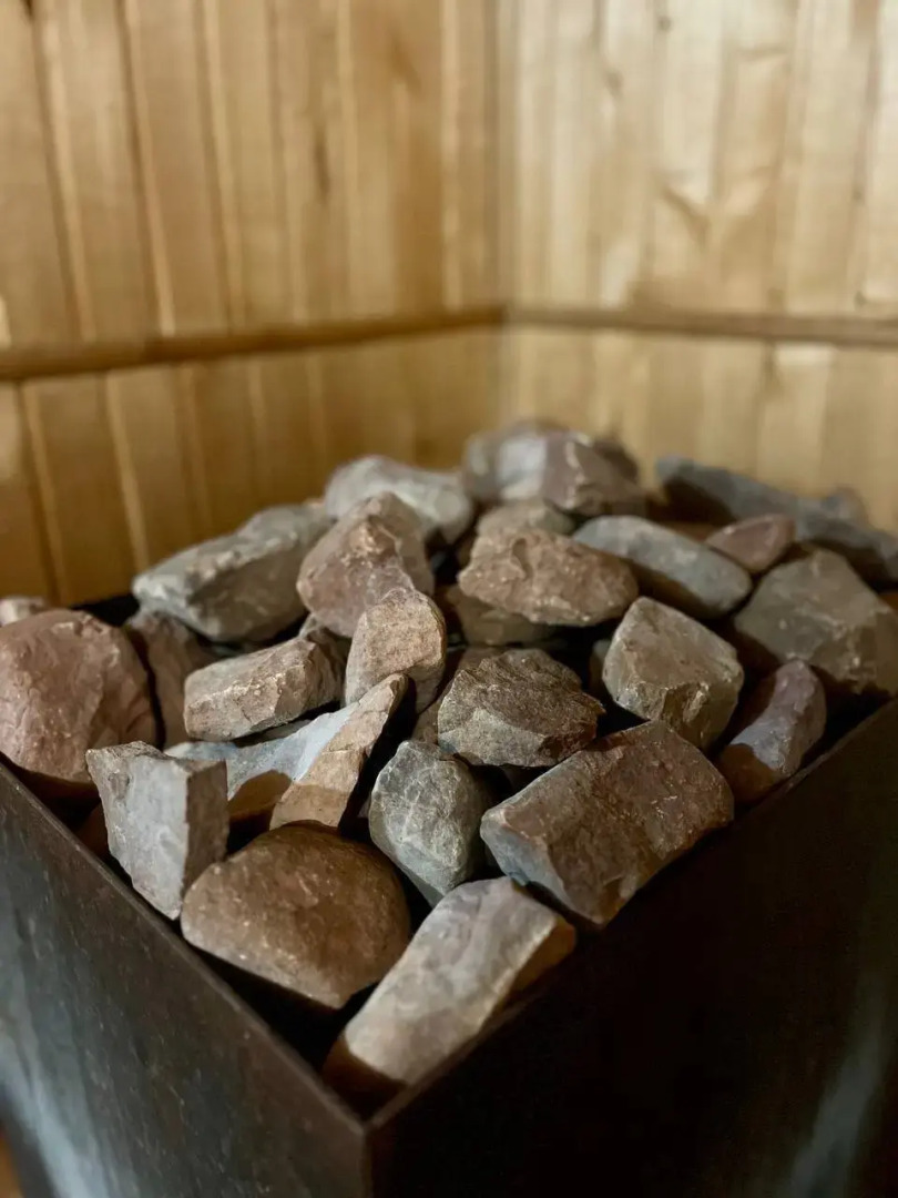 Частный дом двухэтажный на 1-й Лесной улице 1А