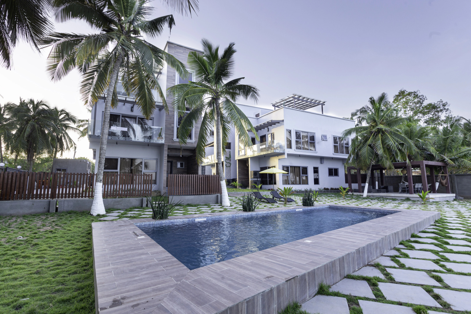 Отель Serenity Residences & Spa, Kokrobite Beach