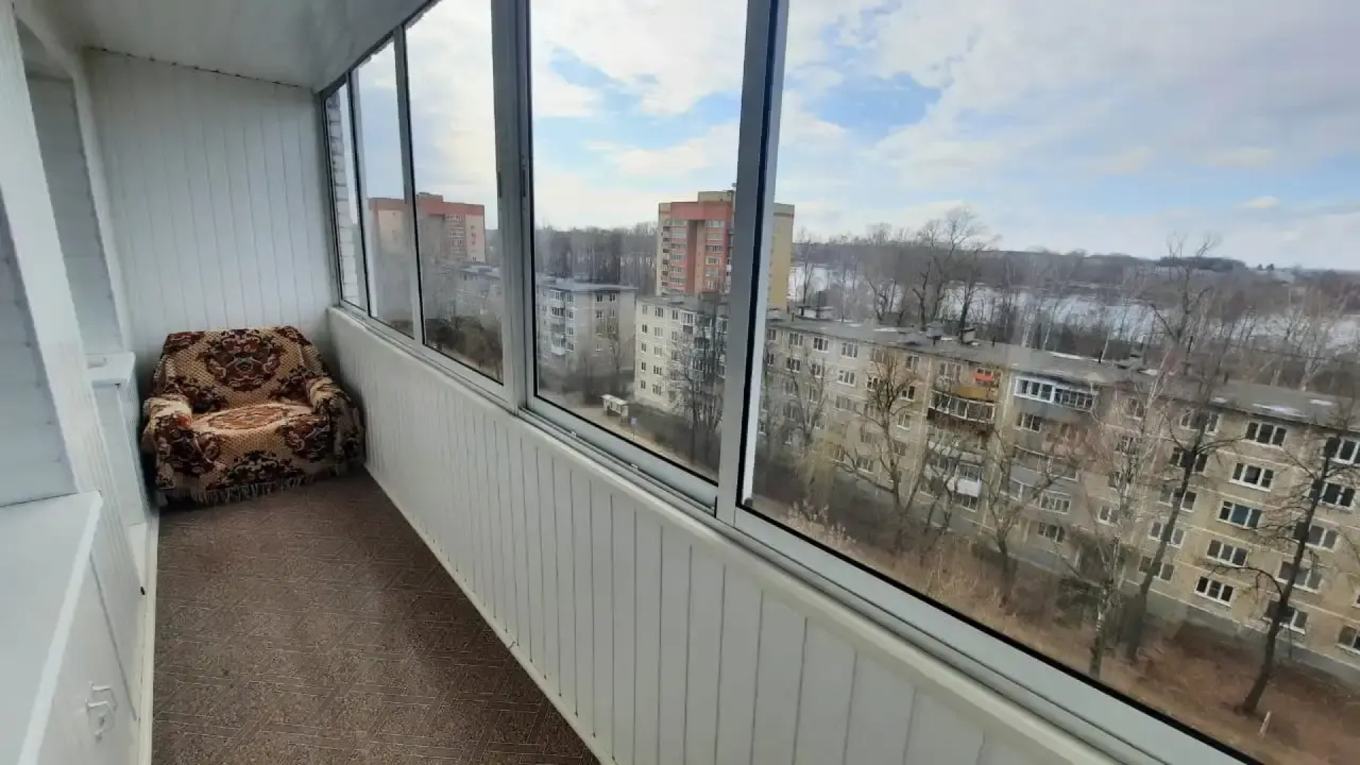 Квартира Двухкомнатная 50 лет ВЛКСМ,д33