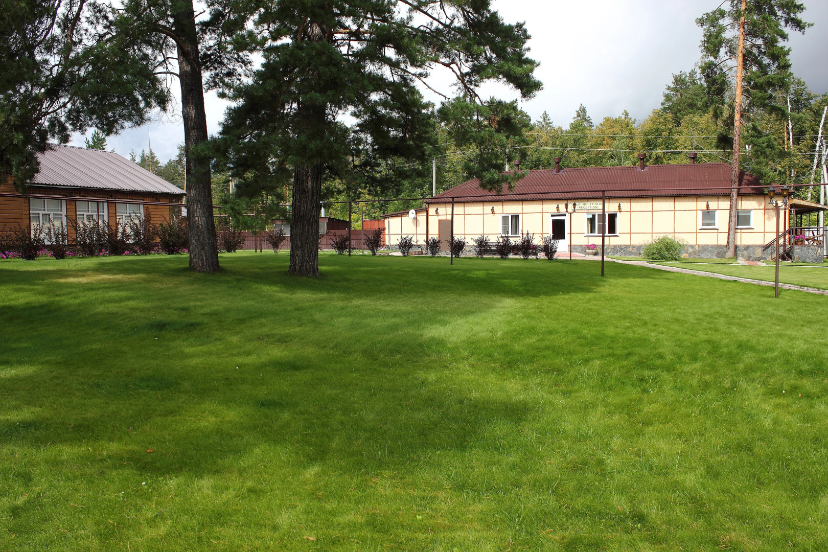 Отель Гостиничный Комплекс Парк отель Д-град