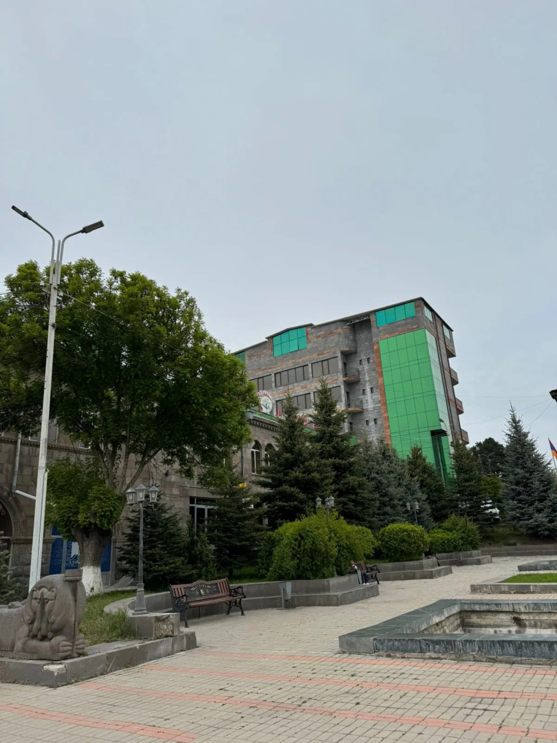 Lalaner Hotel