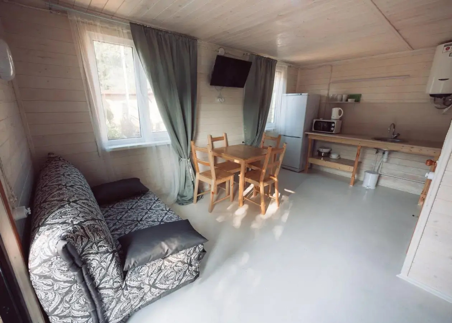 Гостевой дом Дом у подножия гор