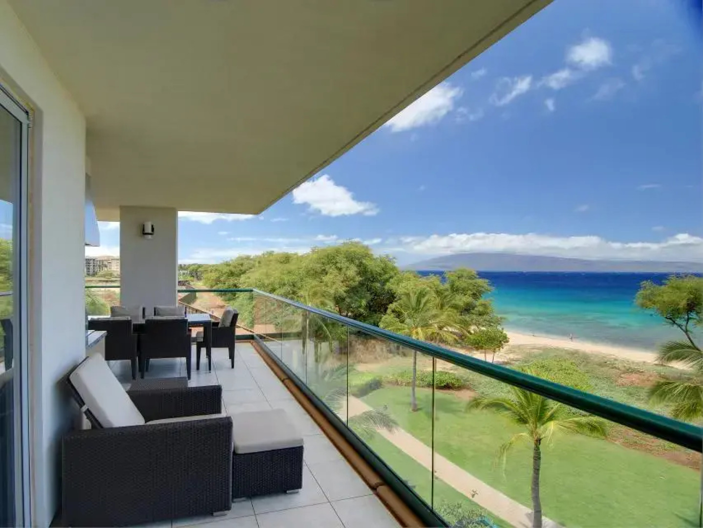 Апарт-Отель Views of Beach Pacific Ocean Lanai & Molokai