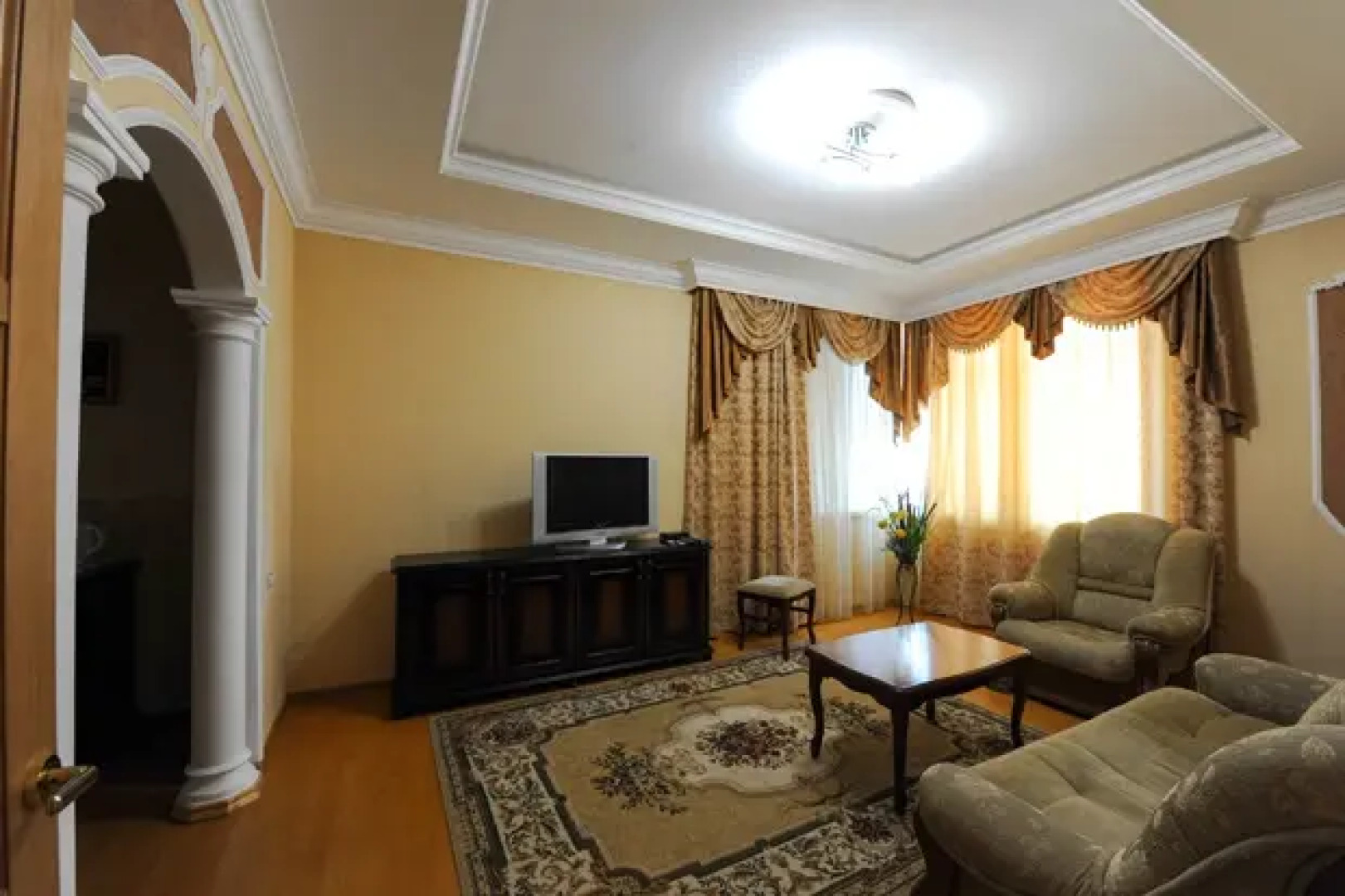 Отель Эдельвейс