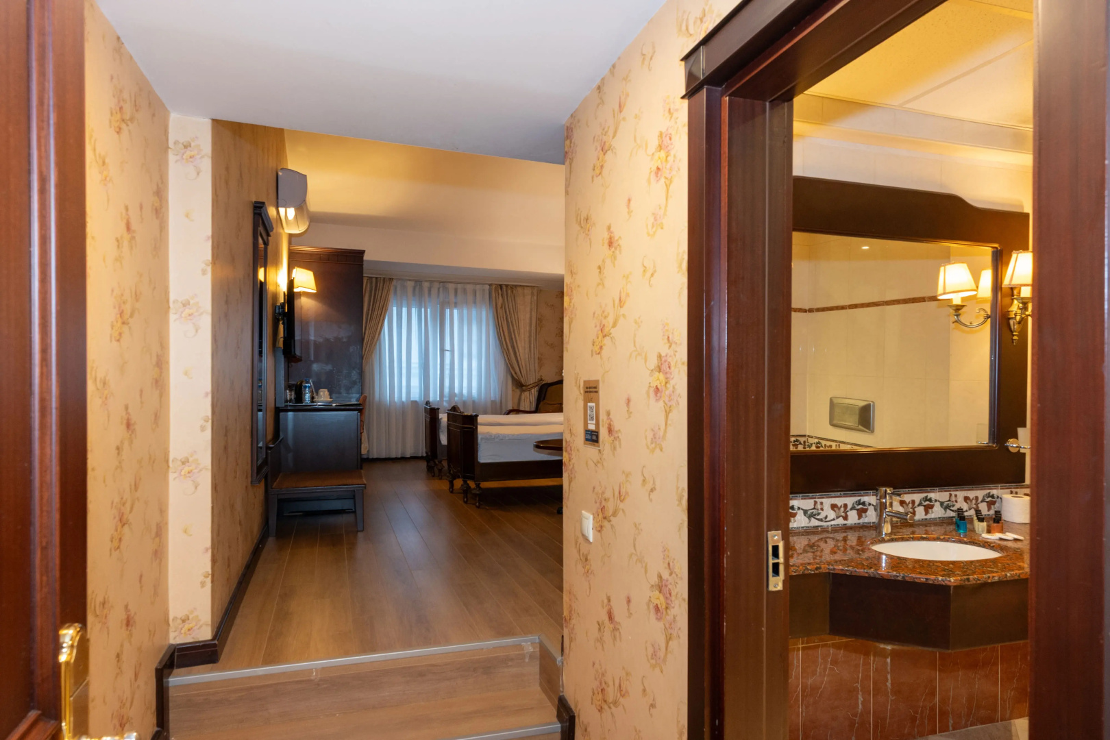 Pera Rose Hotel - Special Class