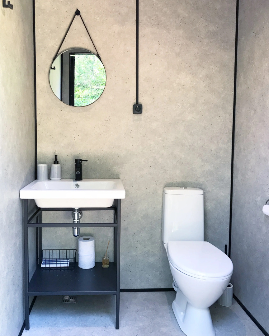 Поляна Глэмпинг, 1-я линия моря (12+)