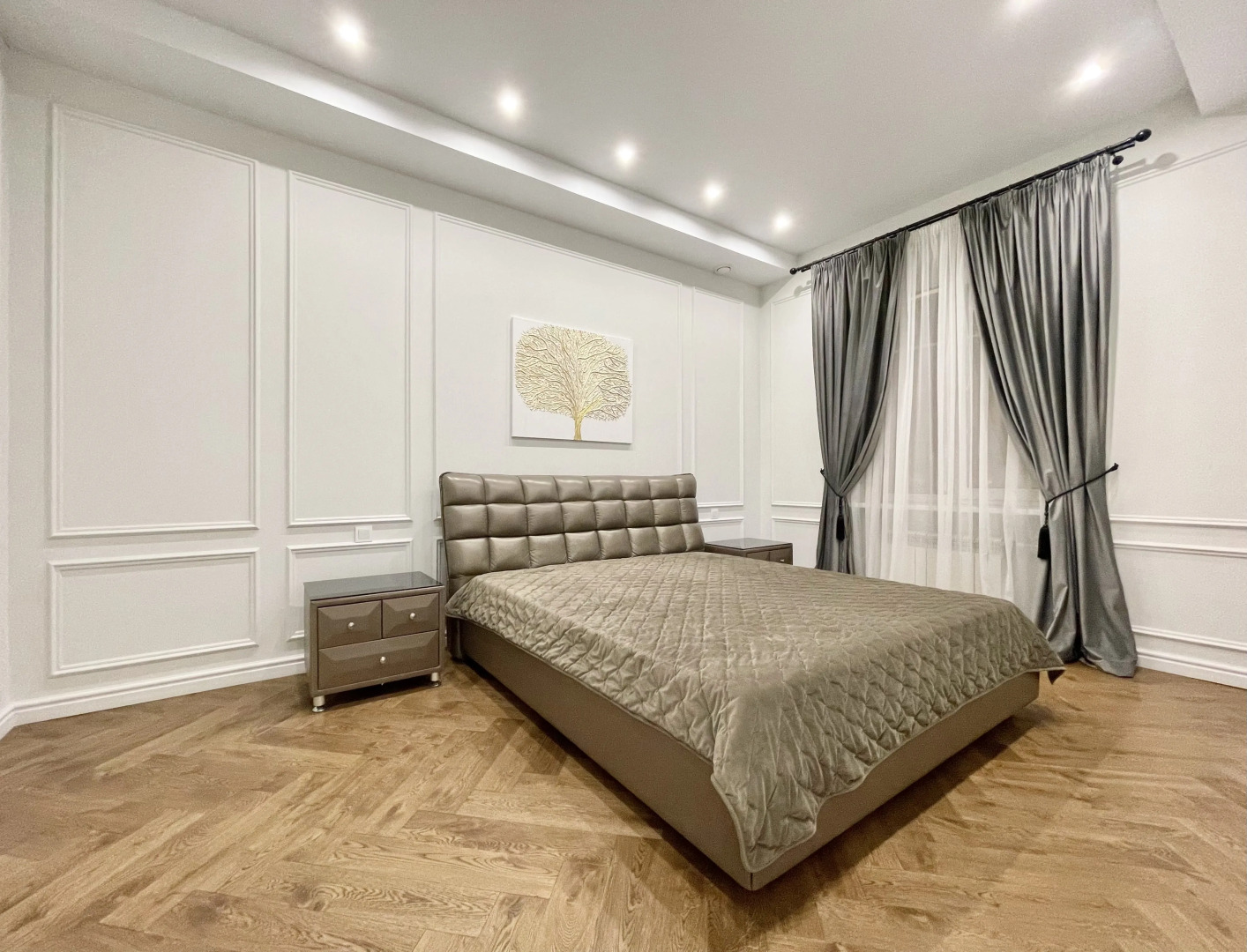 Апартаменты 4-комнатные HomeApart Свердлова, 26