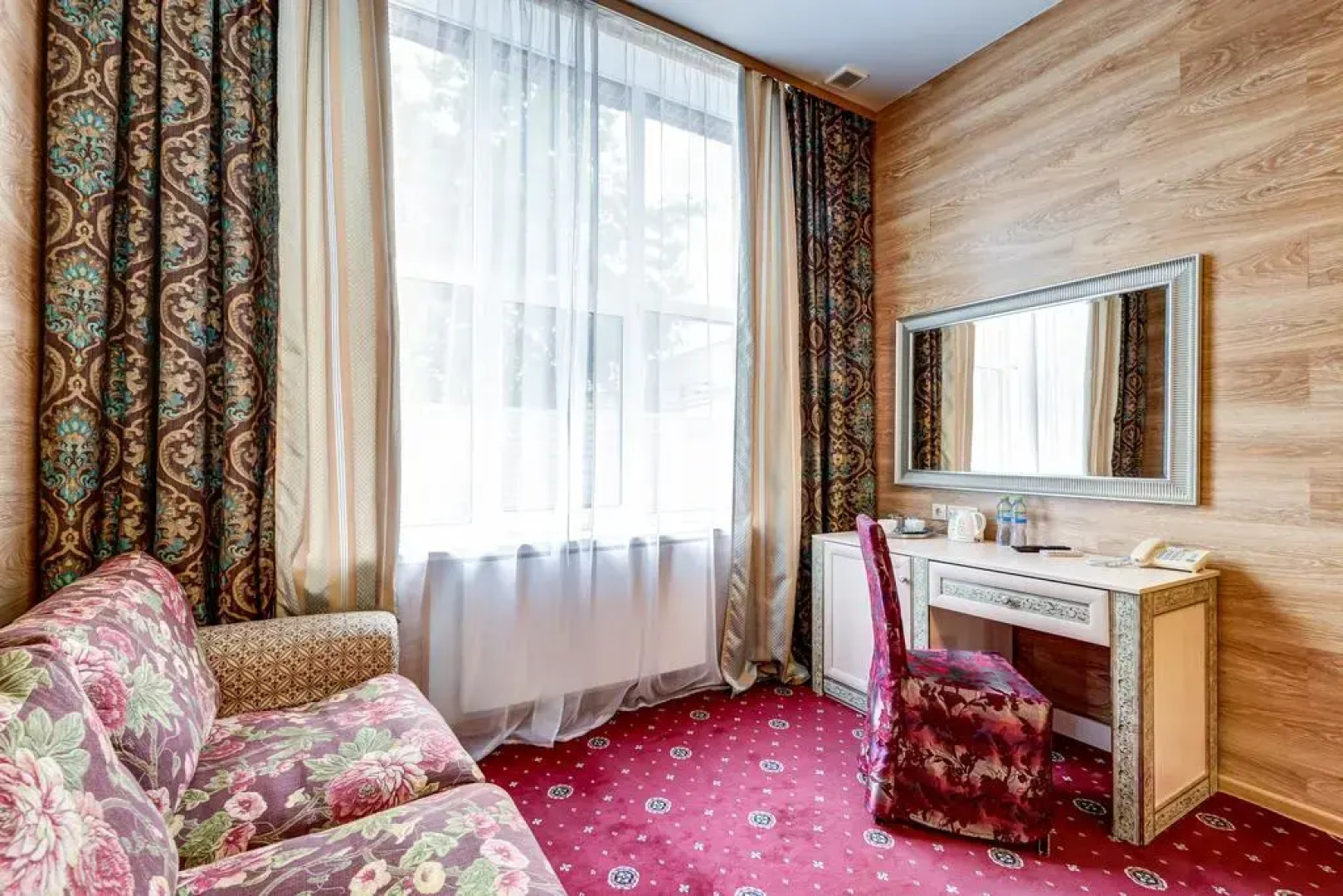 AZIMUT Отель Дербеневская Москва