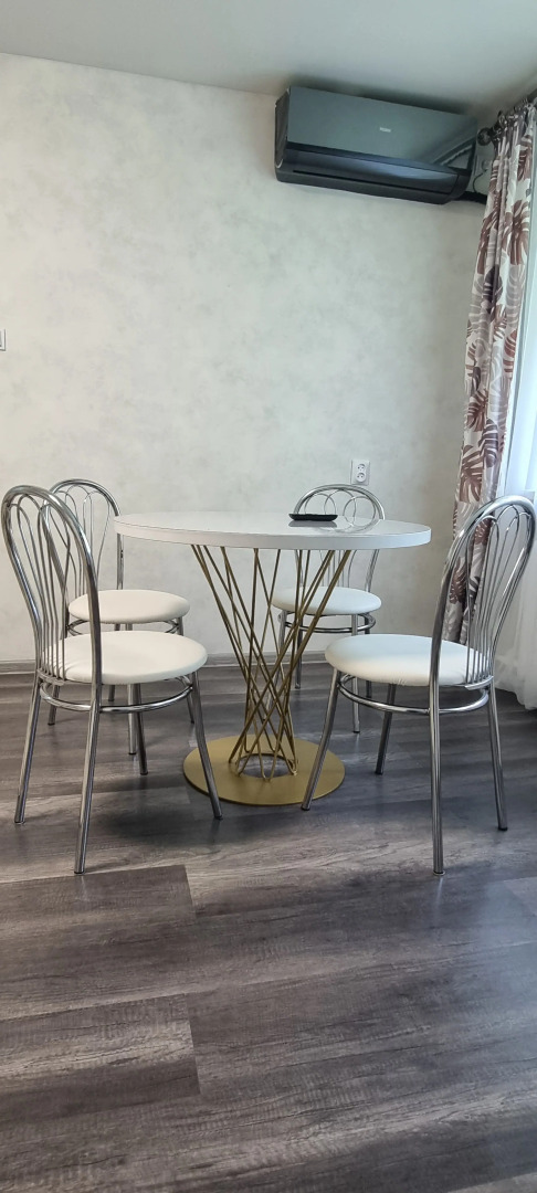 Апартаменты двухкомнатные N17 в центре