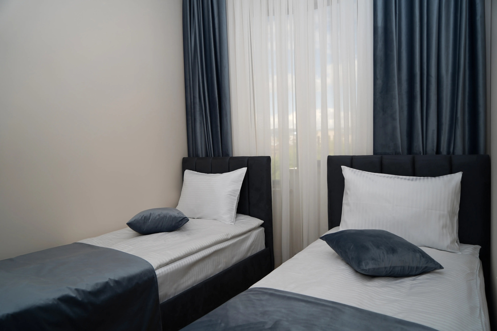 Отель Igit Plaza