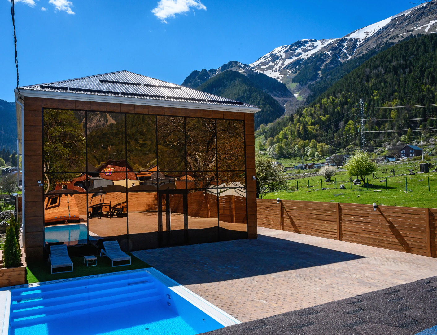 Вилла Алёлина хата