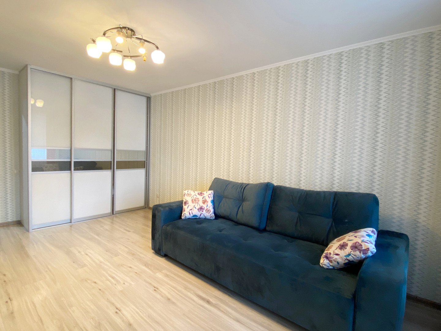 Апартаменты 2х комнатные на Крыгина 6