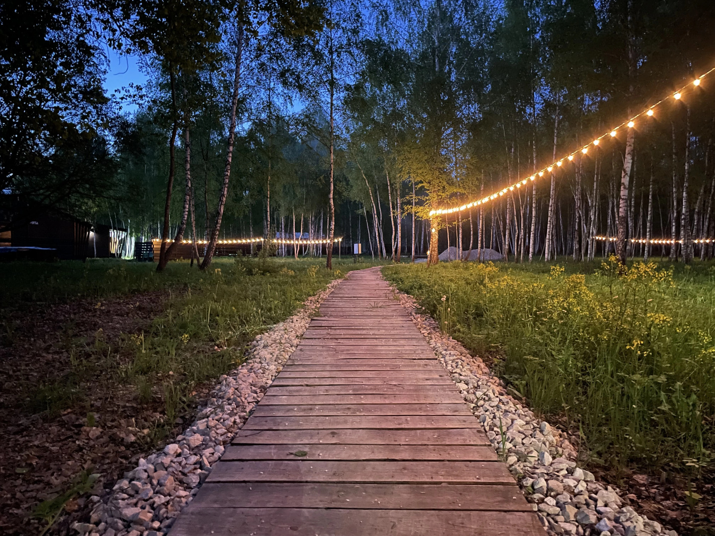 Отель Шепот