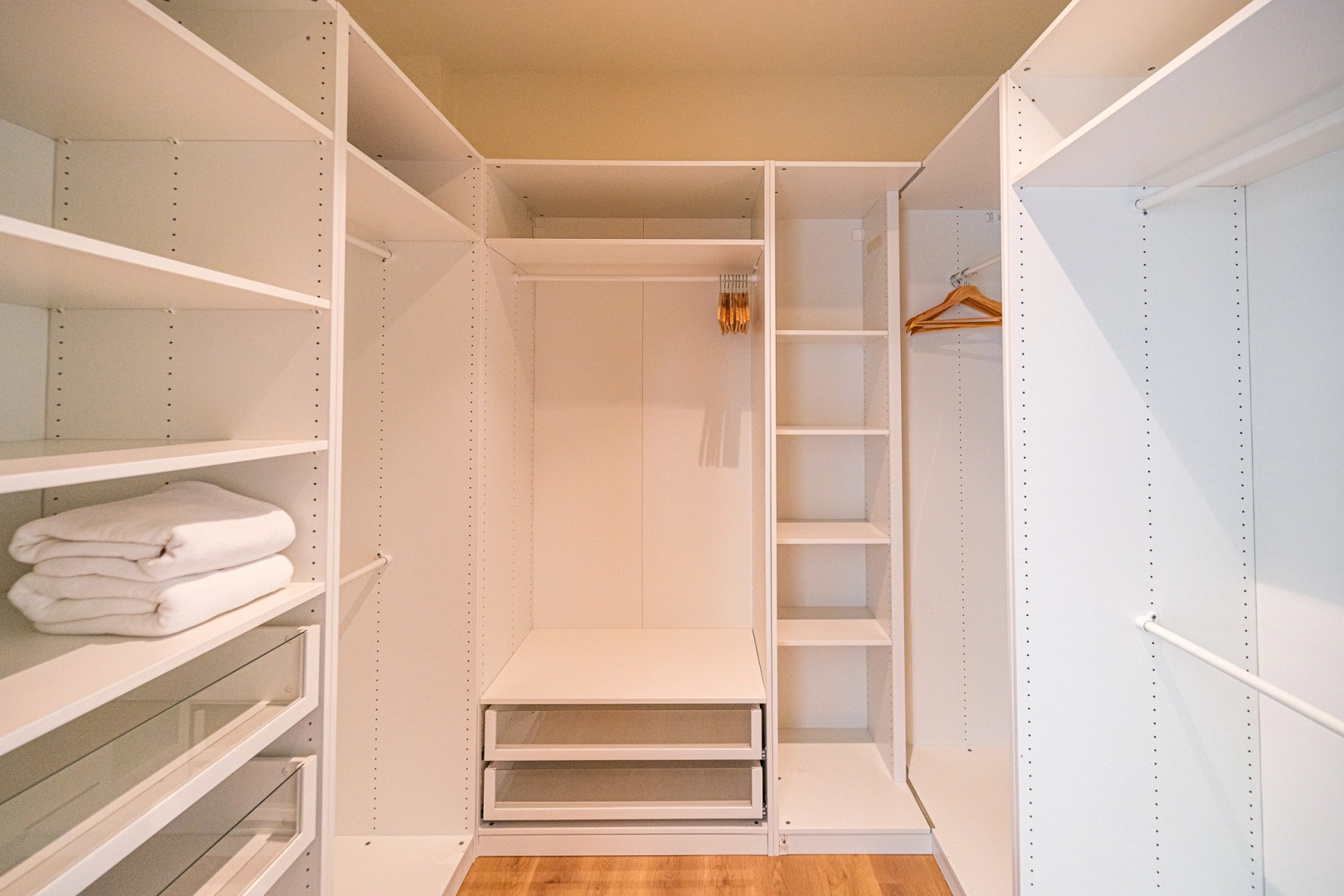 Вилла Teak 5 bed luxurious pool villa 117