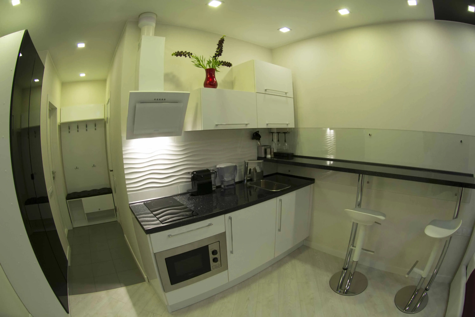 Апартаменты High Tech