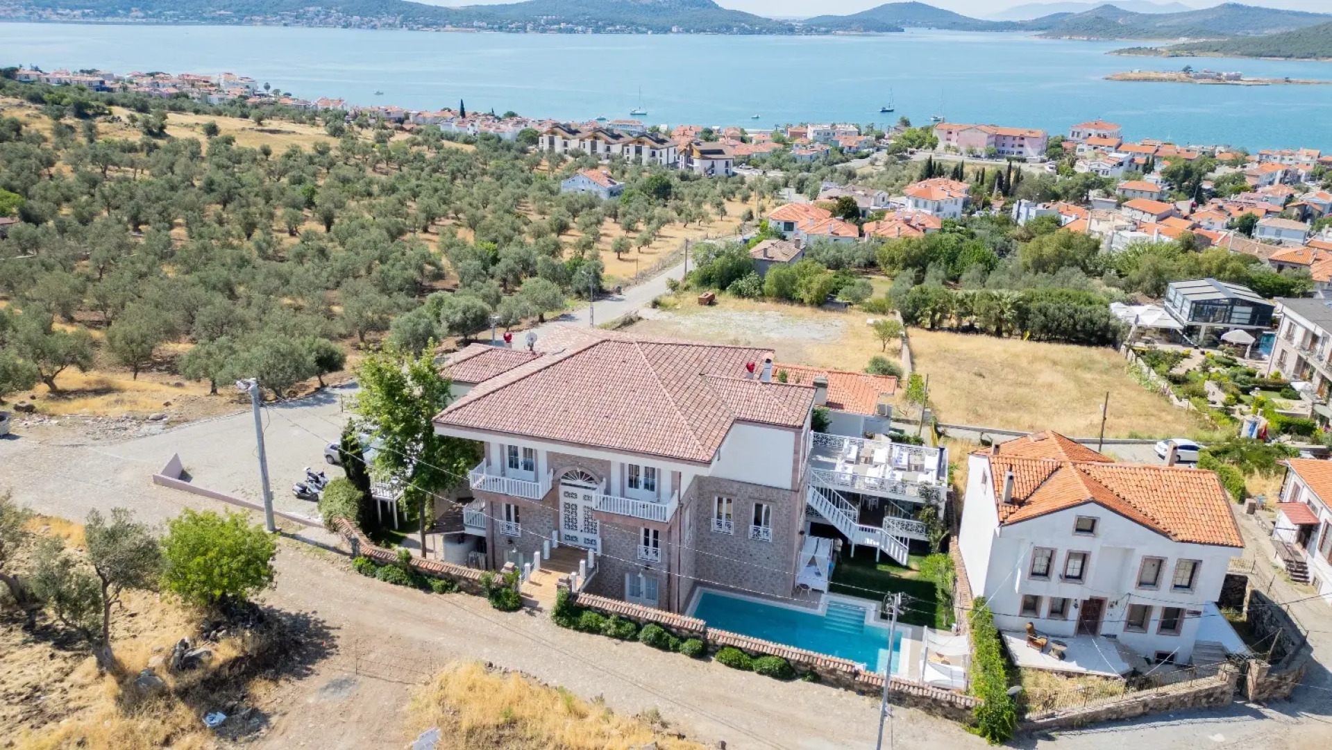 Cunda Piano Otel (+13 Adult Only)