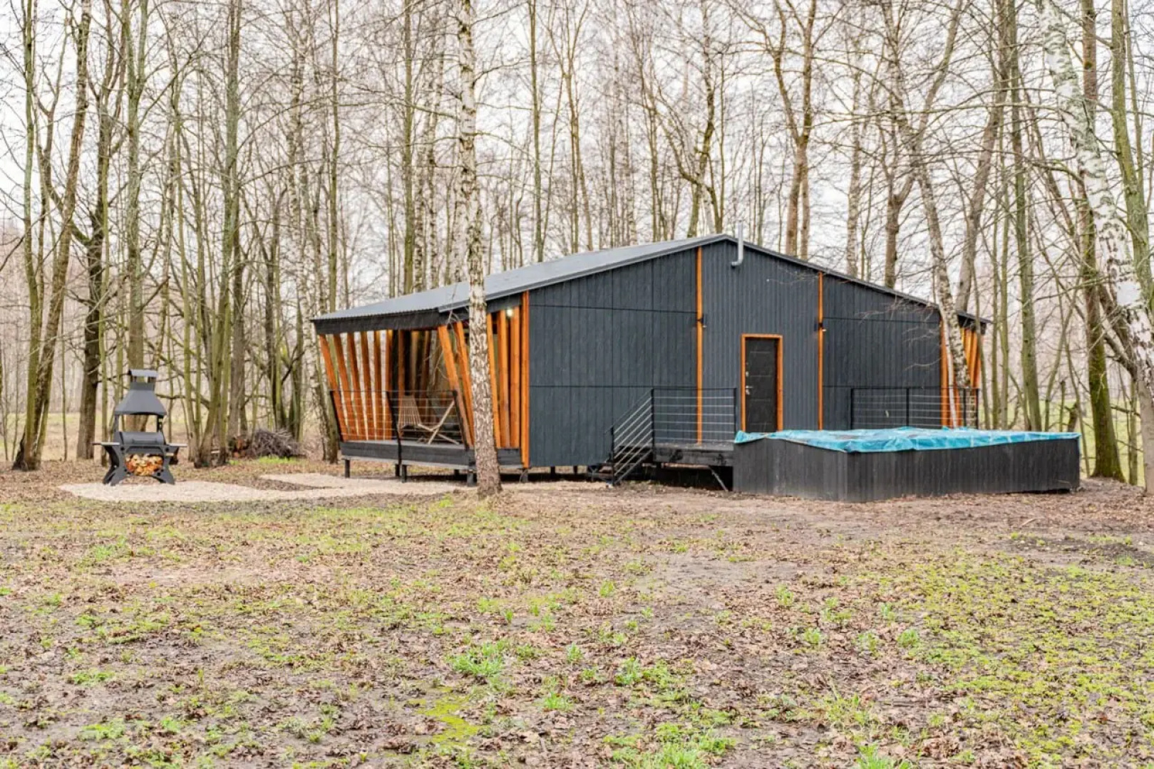 Отель Шепот